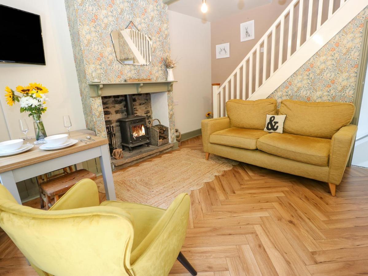 Hillside Hideaway Villa Holmfirth Exterior photo