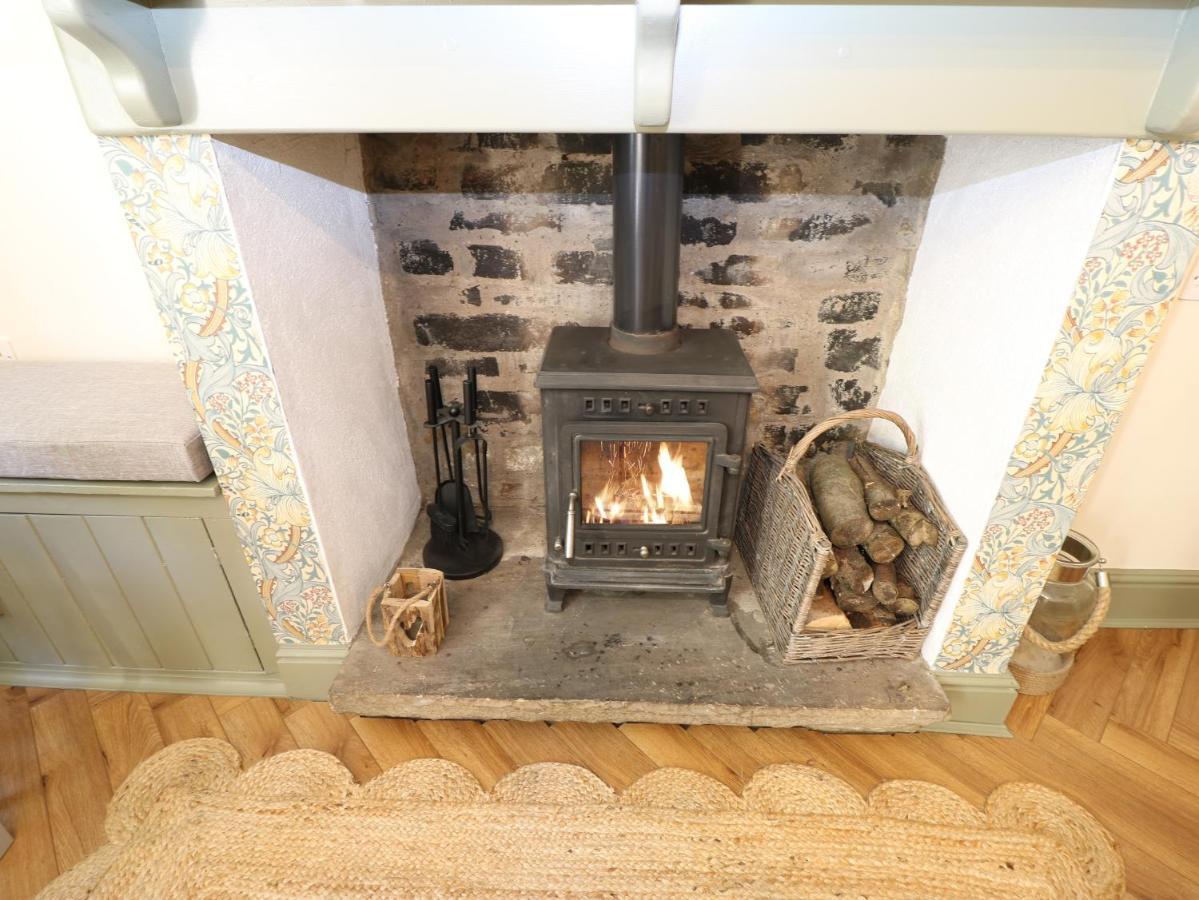 Hillside Hideaway Villa Holmfirth Exterior photo
